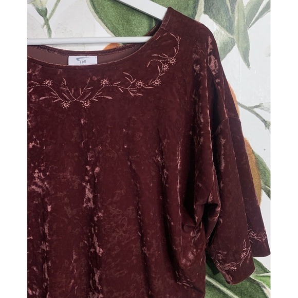 J Jill Medium Velvet Burgundy Embroidered Neckline Short Sleeve Blouse - Picture 3 of 6